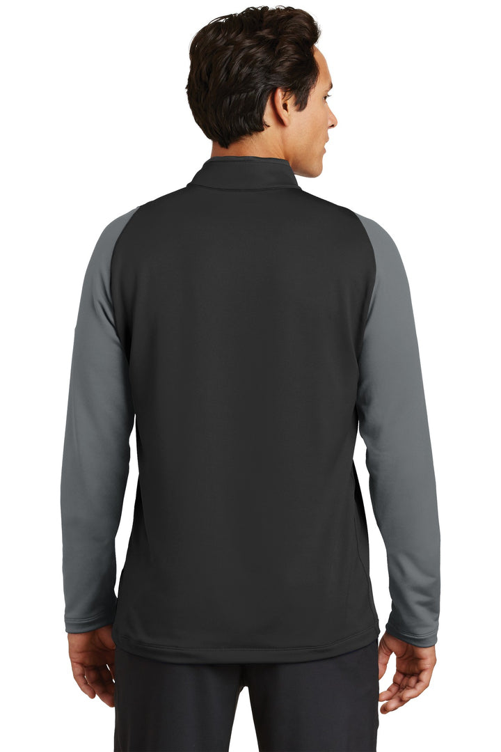 Blk/DkGy/GymRd Nike Dri-FIT Stretch 1/2-Zip Cover-Up. 779795
