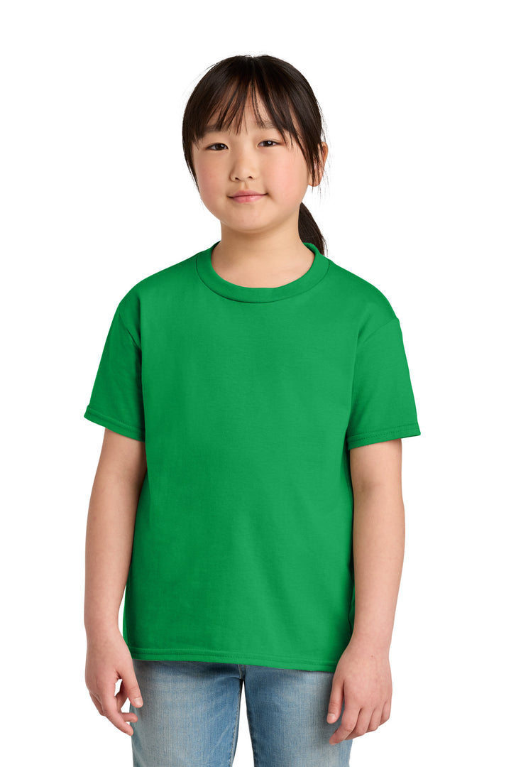 Front View of IrishGreen Gildan Youth Softstyle Midweight Tee 65000B