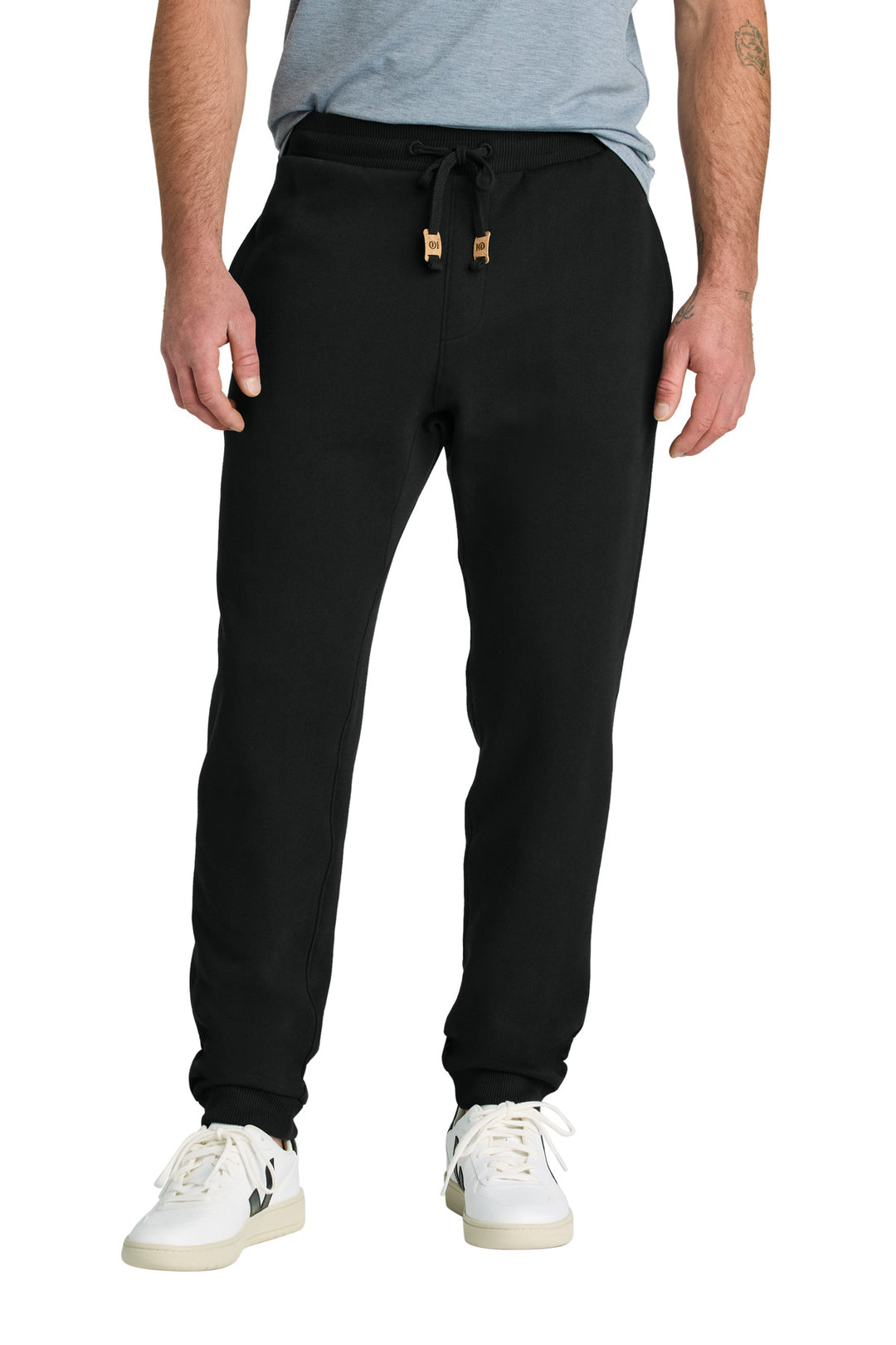 Front View of MtoriteBlk tentree Atlas Sweatpant TTCM5645