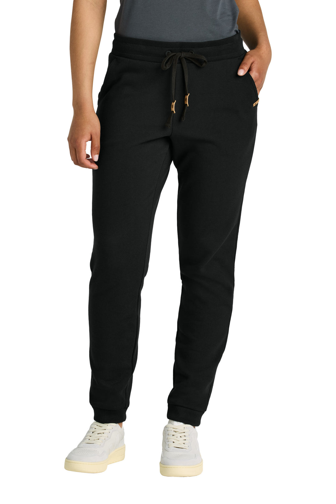 Front View of MtoriteBlk tentree Women's Bamone Sweatpant TTCW5647